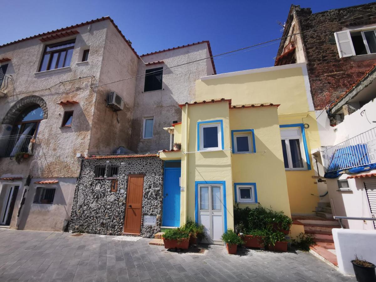 Beach House in Ischia Exterior foto
